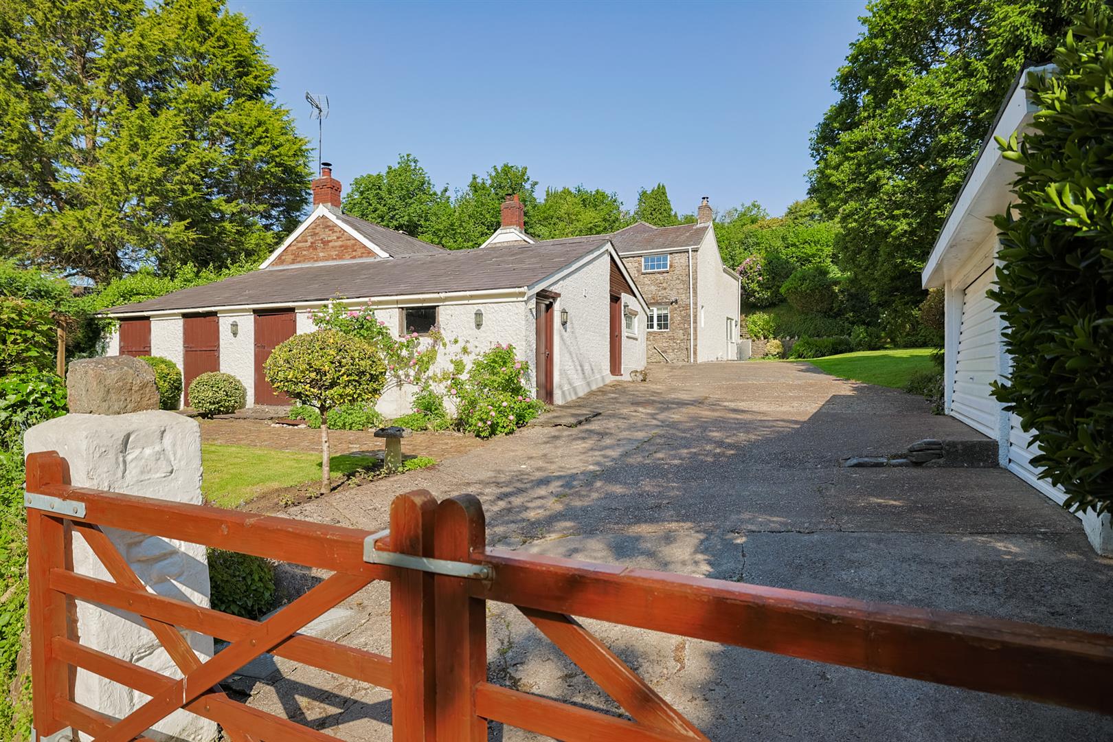 Gellidywyll Farm, Olchfa Lane, Sketty, Swansea, SA2 8QQ